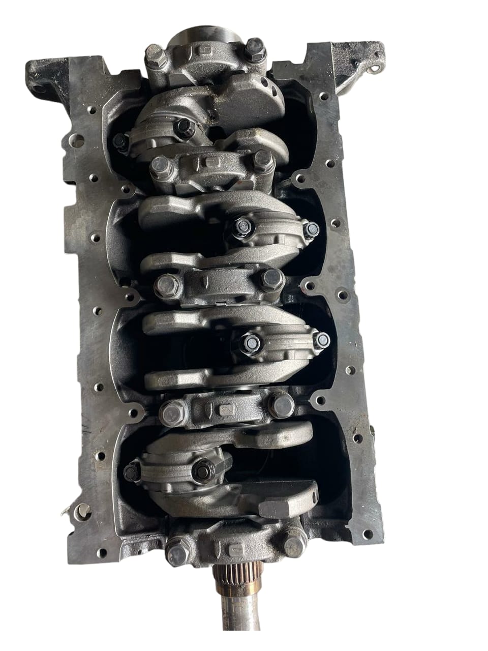 Block Corto 5L DE MOTOR COMPLETO DE TOYOTA HIACE NO.5L1607050. CILINDRAJE: 4 CILINDROS. CENTIMETROS CUBICOS: 2986,  PLACA: P0381GVY. COMBUSTIBLE: DIESEL