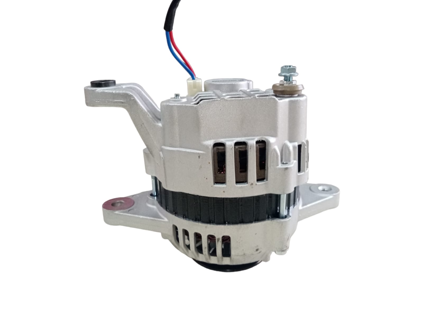 Alternador NISSAN CENTRA