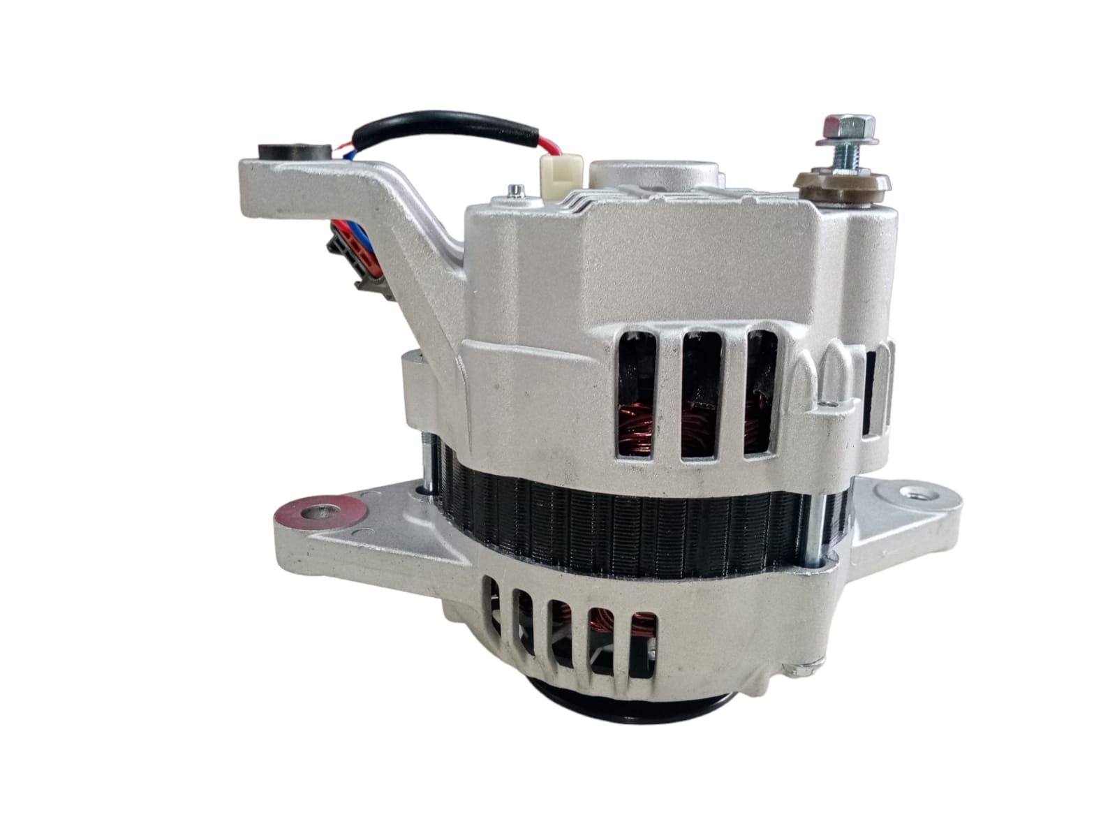 Alternador D21 HARDBODY 